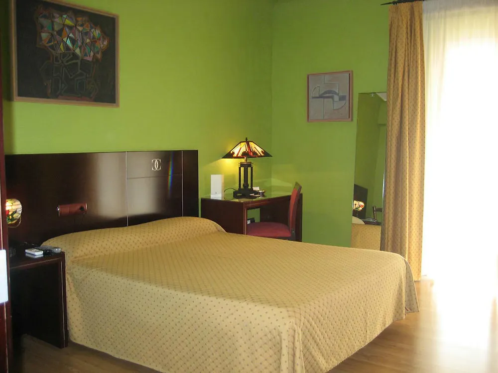 Hotel Carlos V Granada 0*,  Spanien