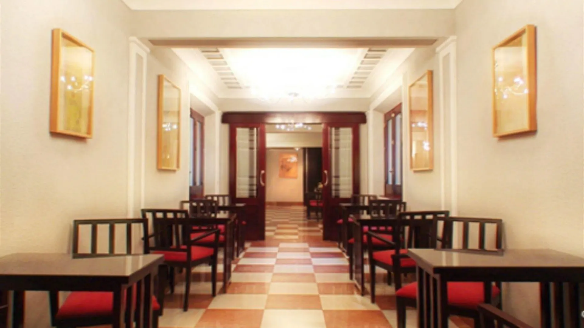 Hotel Carlos V Granada 0*,