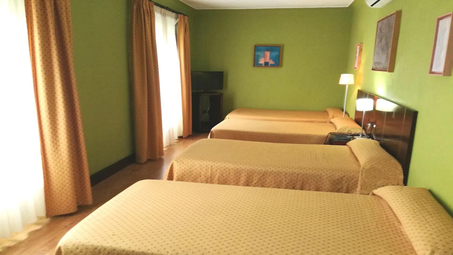 Hotel Carlos V Granada